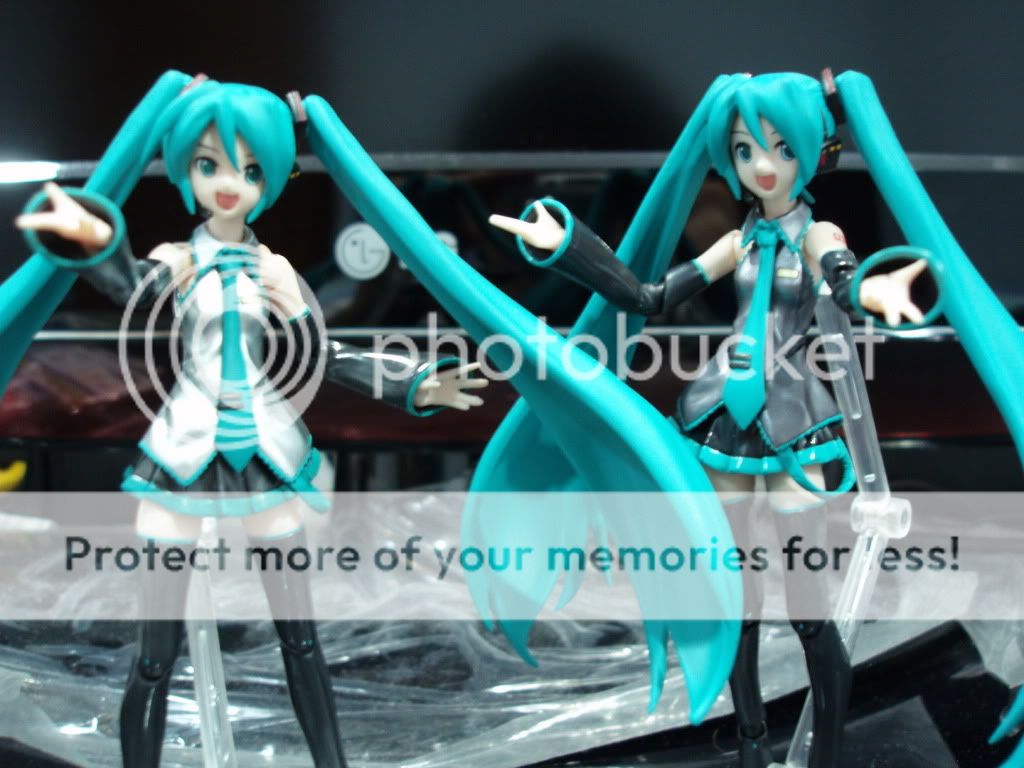 Forum Image: http://i316.photobucket.com/albums/mm325/Epsilon_013/Figure/aFigmaMikuLiveStagever_3.jpg