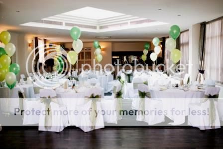 weddingtablesphotobucket.jpg